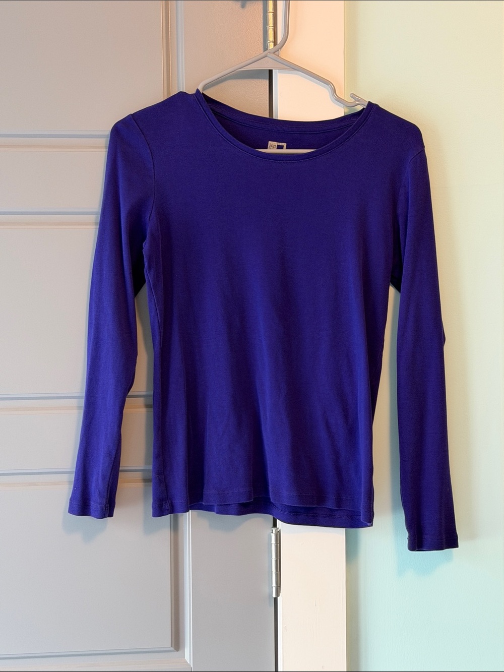 Long-Sleeve Crewneck Top in Purple